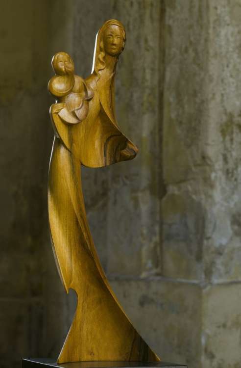 Madonna of Zahrazany, walnut wood