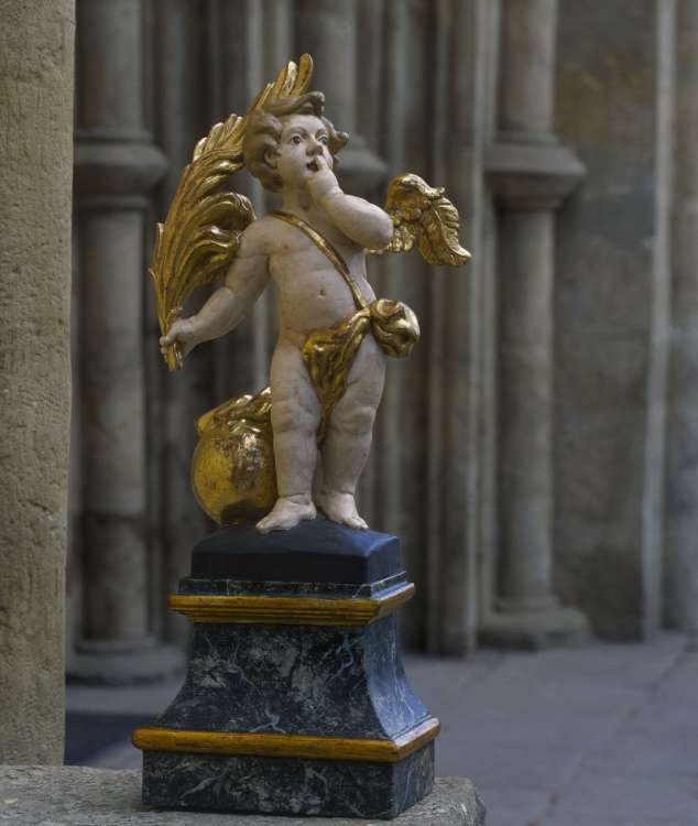 Putto, lime-wood, gilding, polychromy